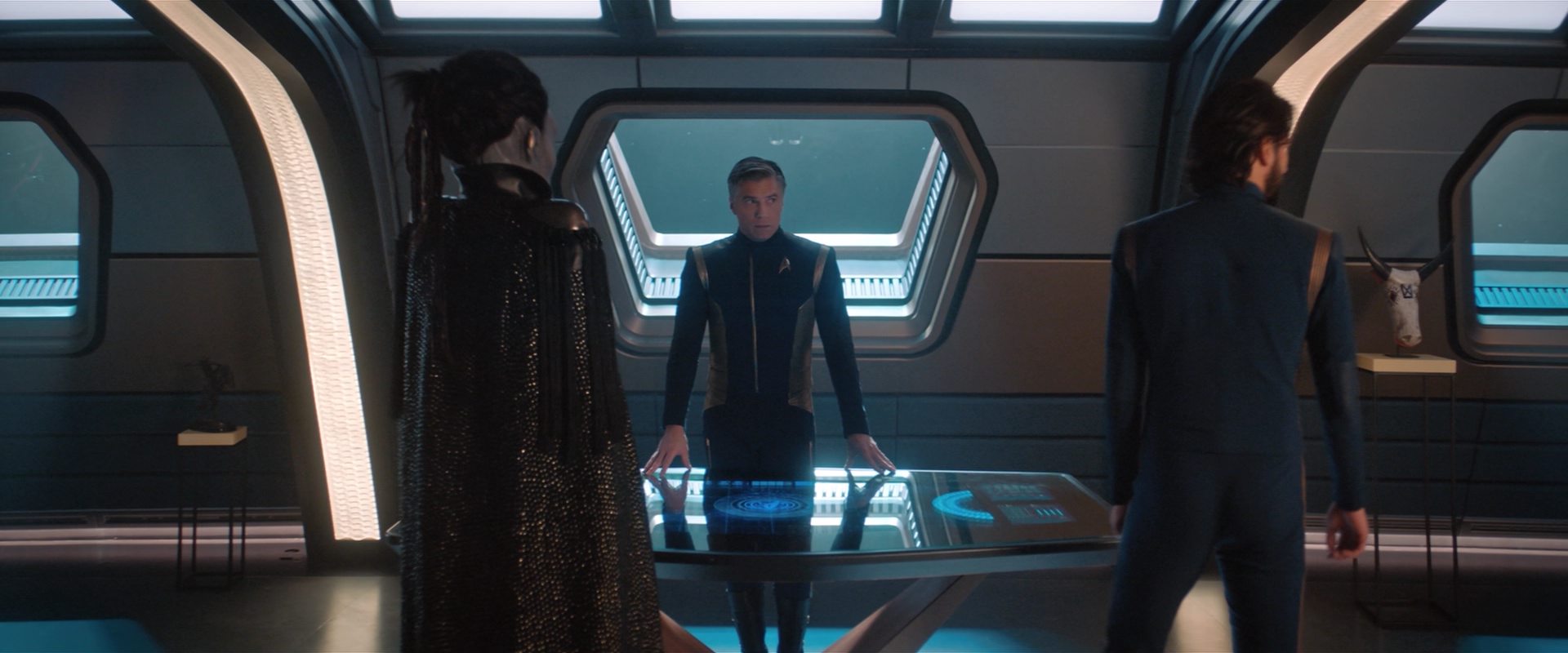 extant_StarTrekDiscovery_2x12-ThroughTheValleyOfShadows_01195.jpg