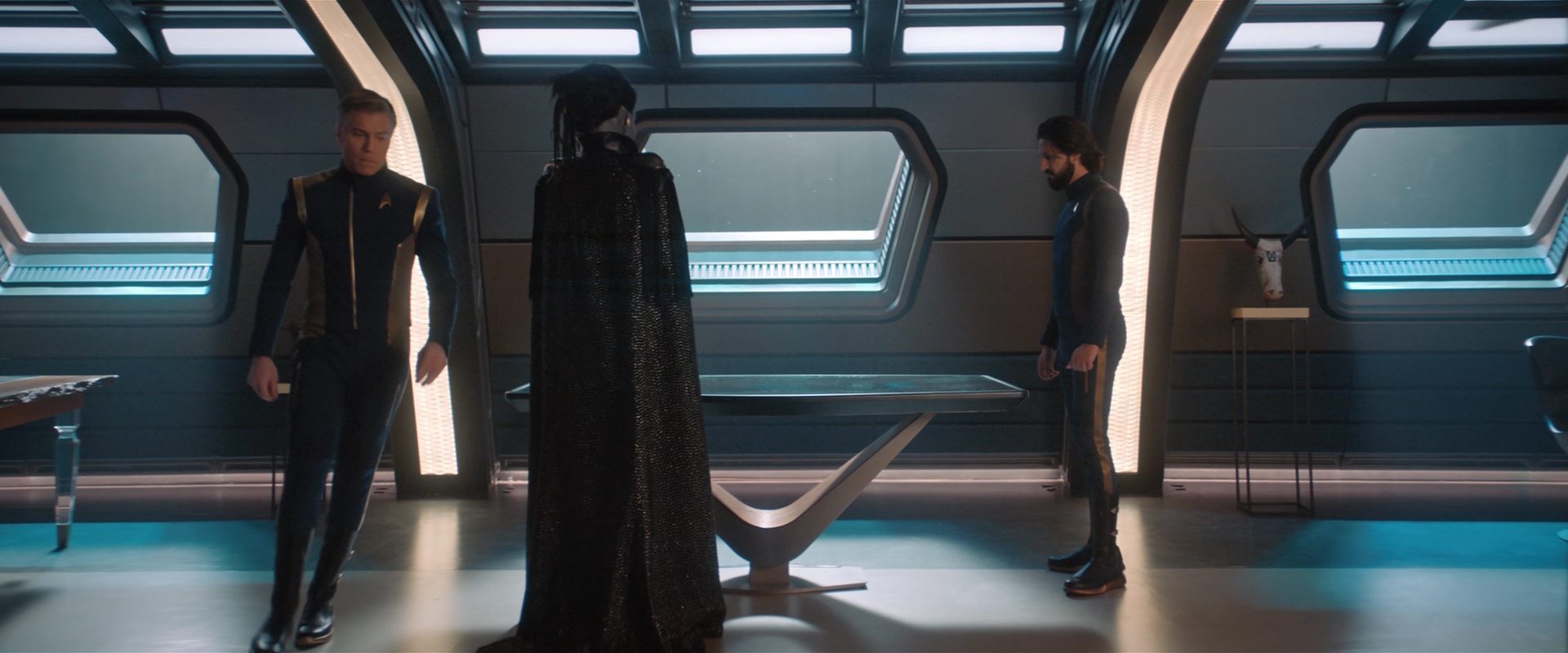 extant_StarTrekDiscovery_2x12-ThroughTheValleyOfShadows_01255.jpg