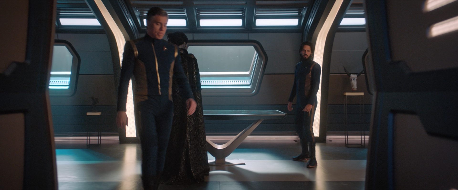 extant_StarTrekDiscovery_2x12-ThroughTheValleyOfShadows_01257.jpg