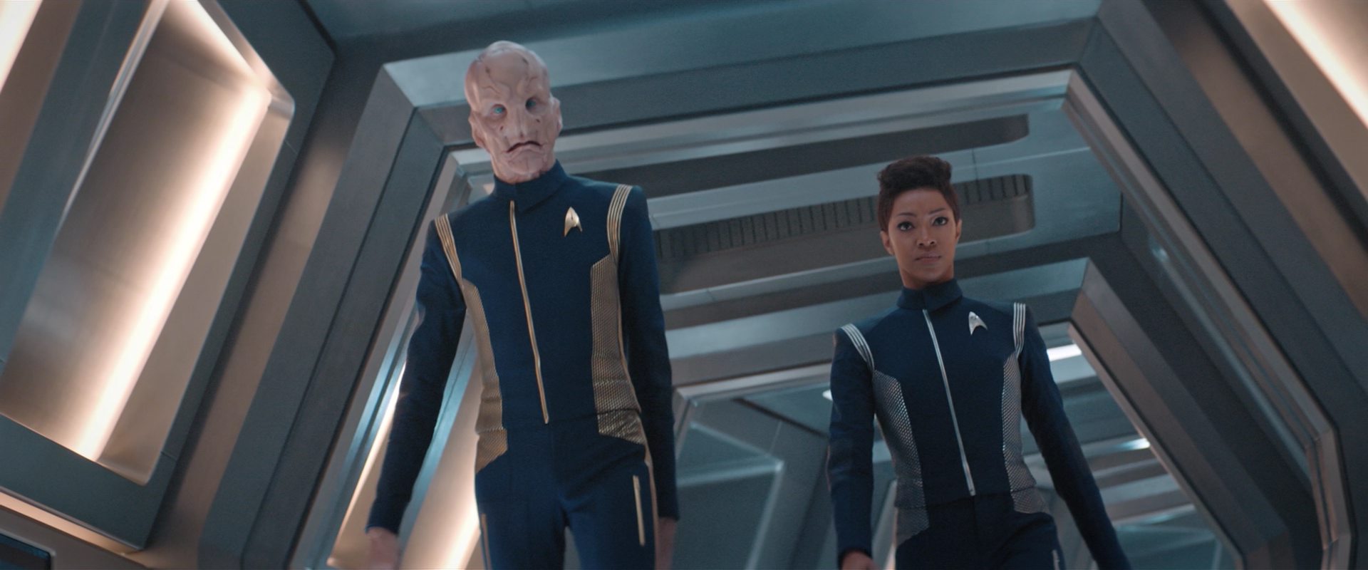 extant_StarTrekDiscovery_2x12-ThroughTheValleyOfShadows_01352.jpg