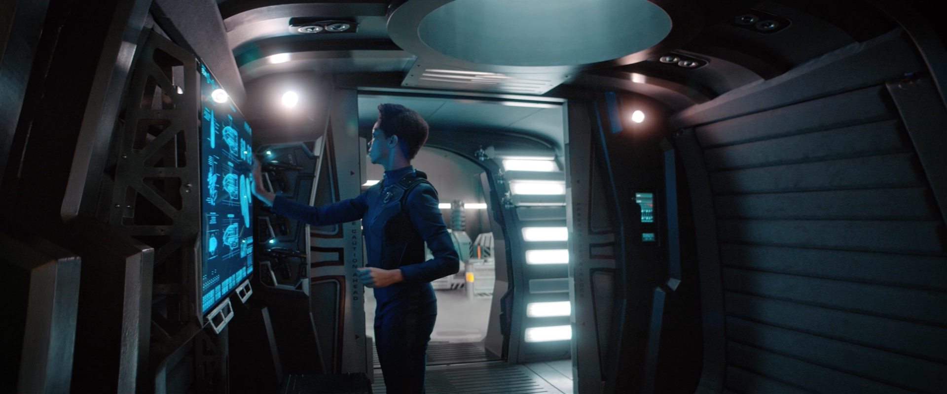 extant_StarTrekDiscovery_2x12-ThroughTheValleyOfShadows_01682.jpg extant_StarTrekDiscovery_2x12-ThroughTheValleyOfShadows_01682.jpg