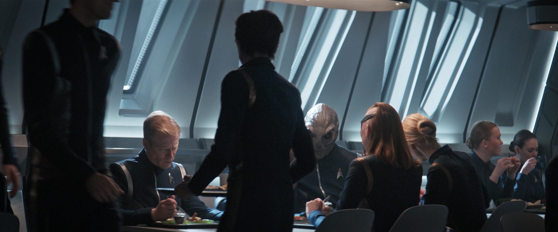 extant_StarTrekDiscovery_2x12-ThroughTheValleyOfShadows_01814.jpg extant_StarTrekDiscovery_2x12-ThroughTheValleyOfShadows_01814.jpg