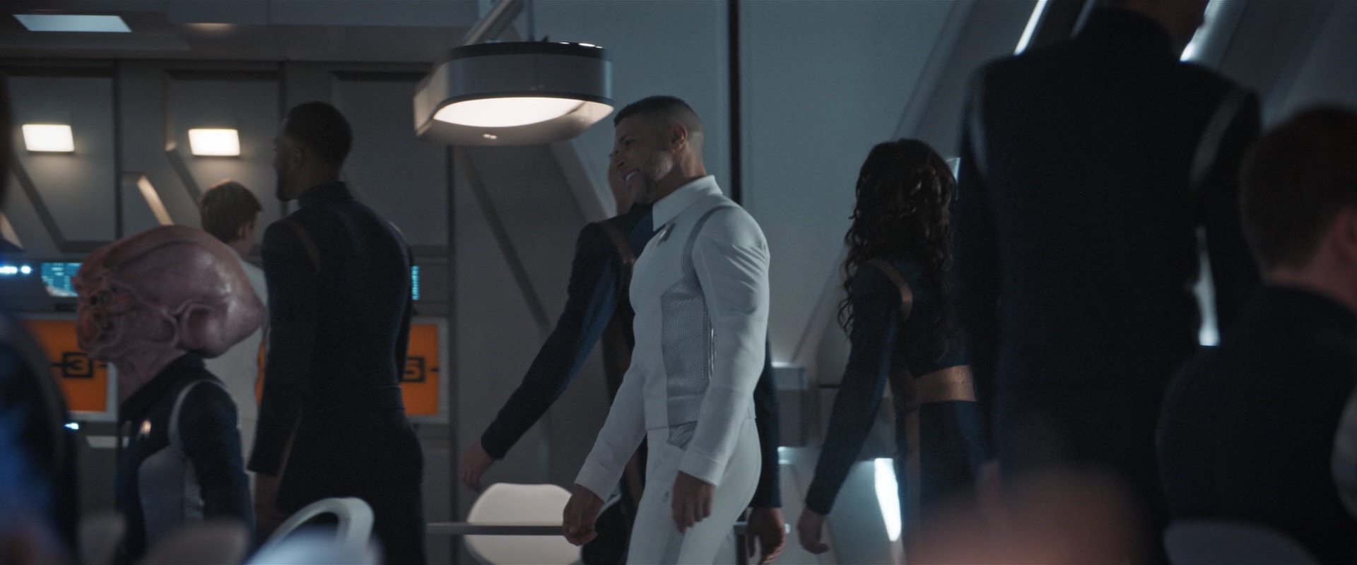 extant_StarTrekDiscovery_2x12-ThroughTheValleyOfShadows_01955.jpg