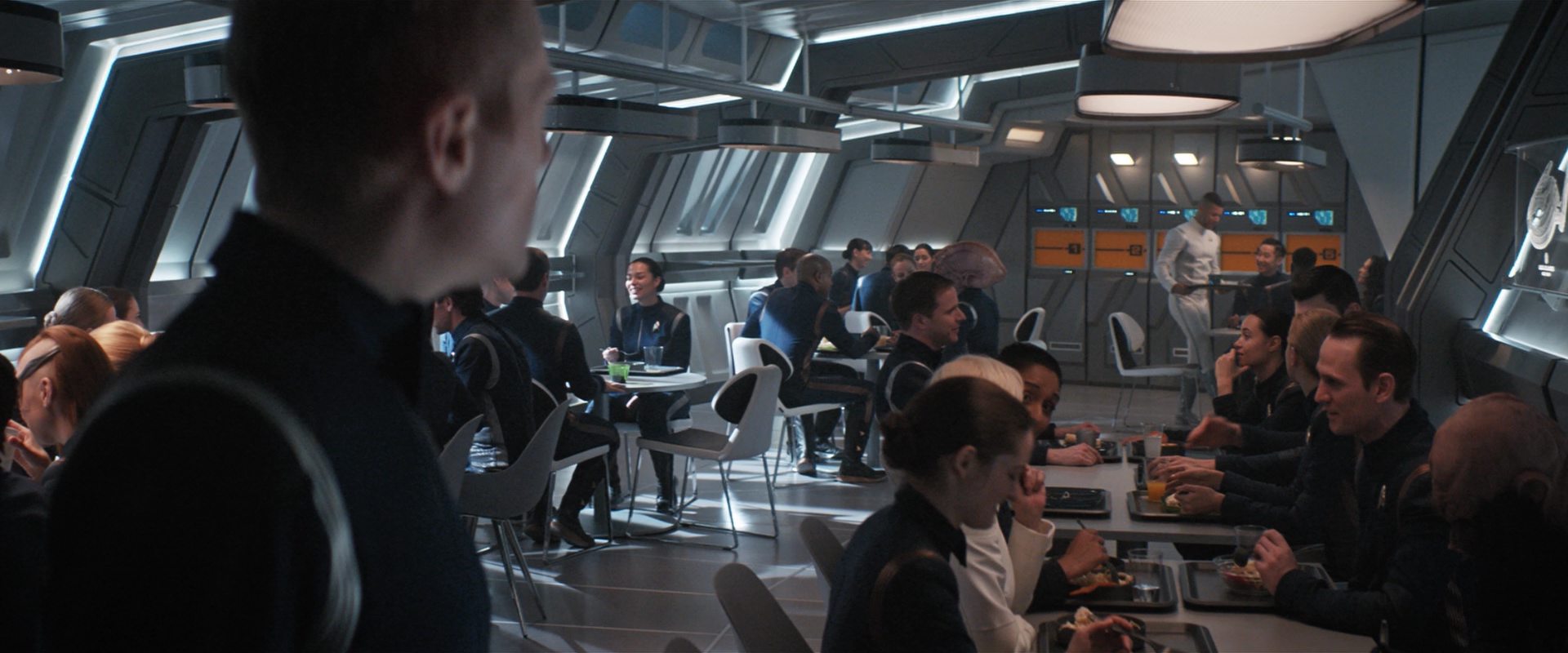 extant_StarTrekDiscovery_2x12-ThroughTheValleyOfShadows_02001.jpg