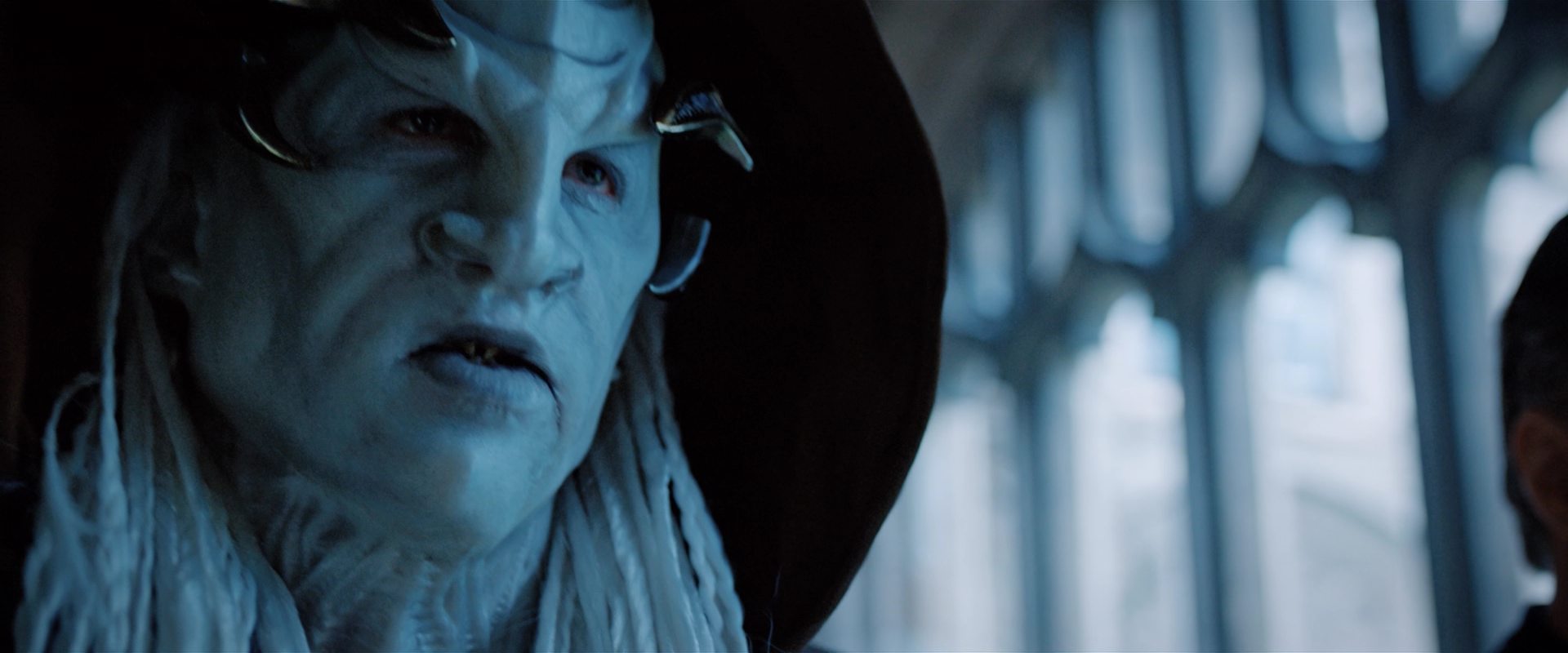 extant_StarTrekDiscovery_2x12-ThroughTheValleyOfShadows_02053.jpg