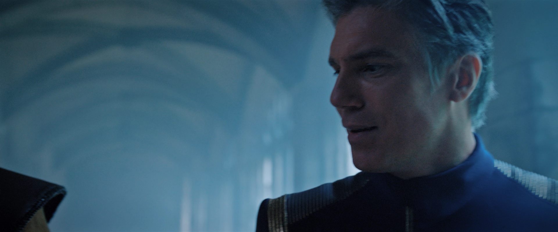 extant_StarTrekDiscovery_2x12-ThroughTheValleyOfShadows_02076.jpg