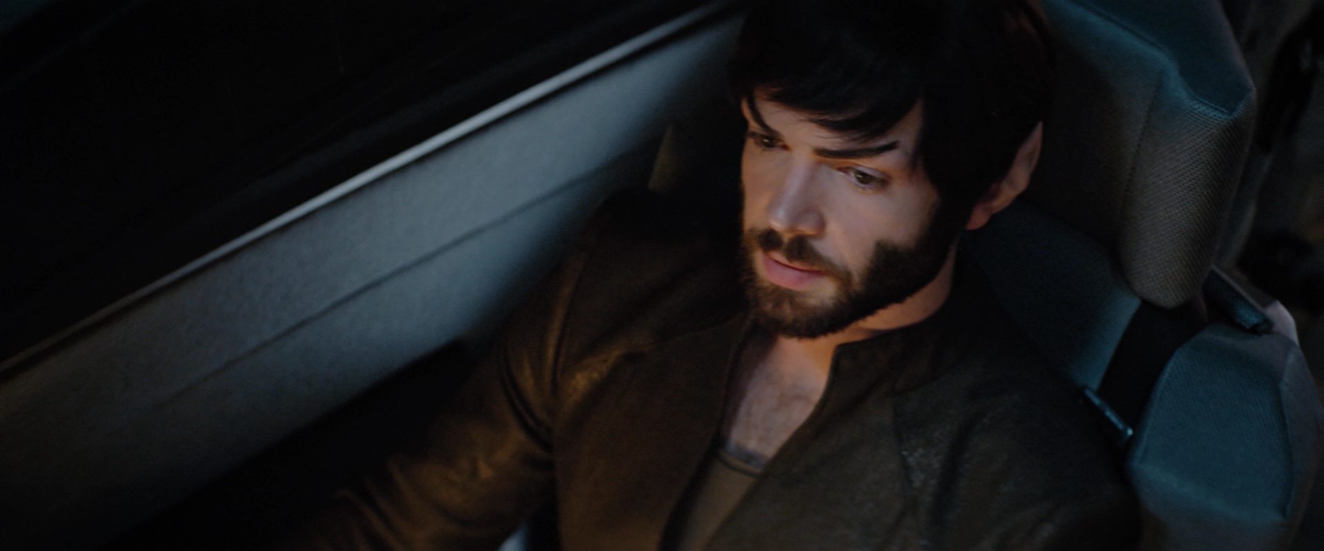 extant_StarTrekDiscovery_2x12-ThroughTheValleyOfShadows_02200.jpg