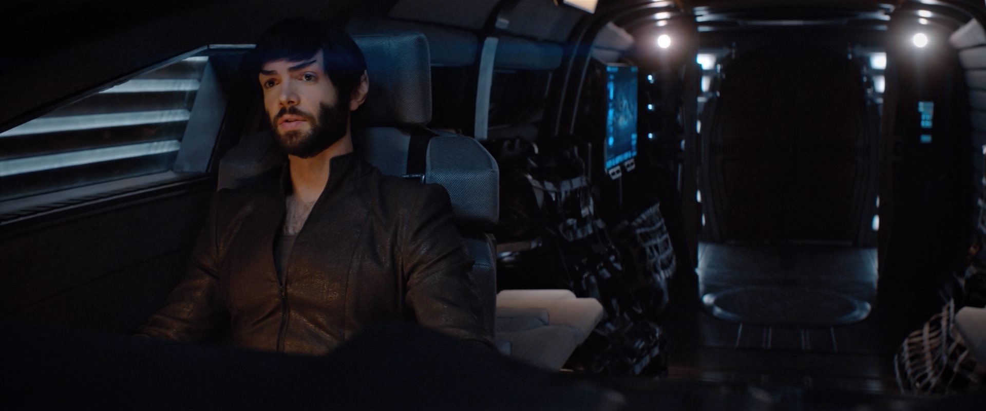 extant_StarTrekDiscovery_2x12-ThroughTheValleyOfShadows_02206.jpg