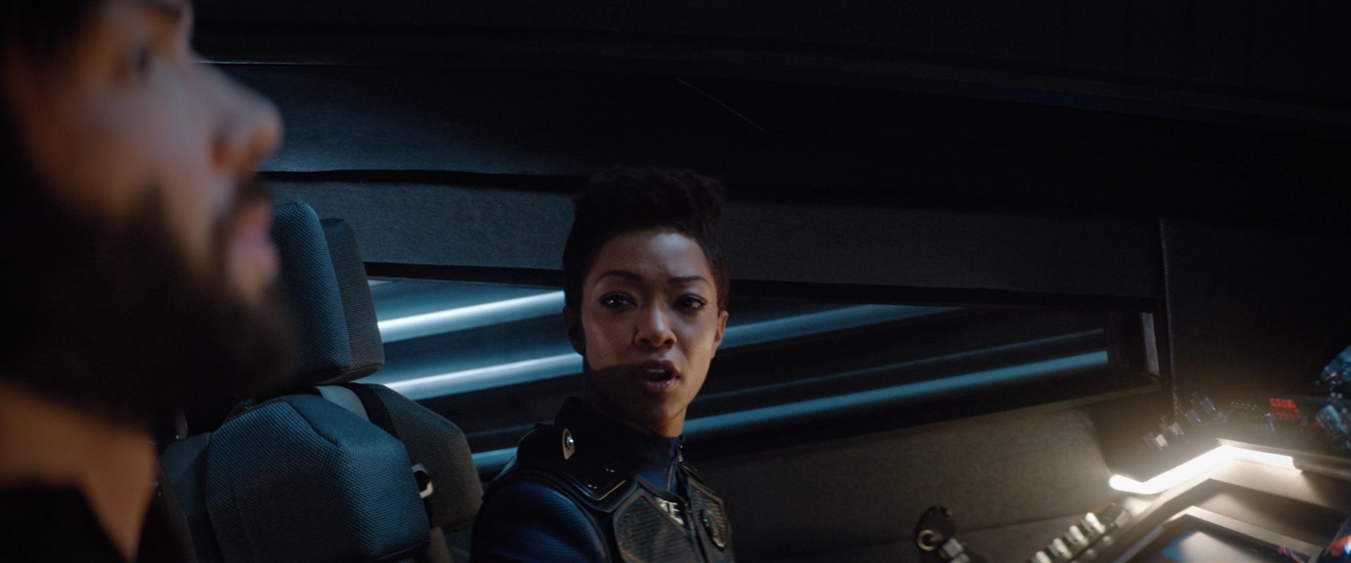 extant_StarTrekDiscovery_2x12-ThroughTheValleyOfShadows_02215.jpg