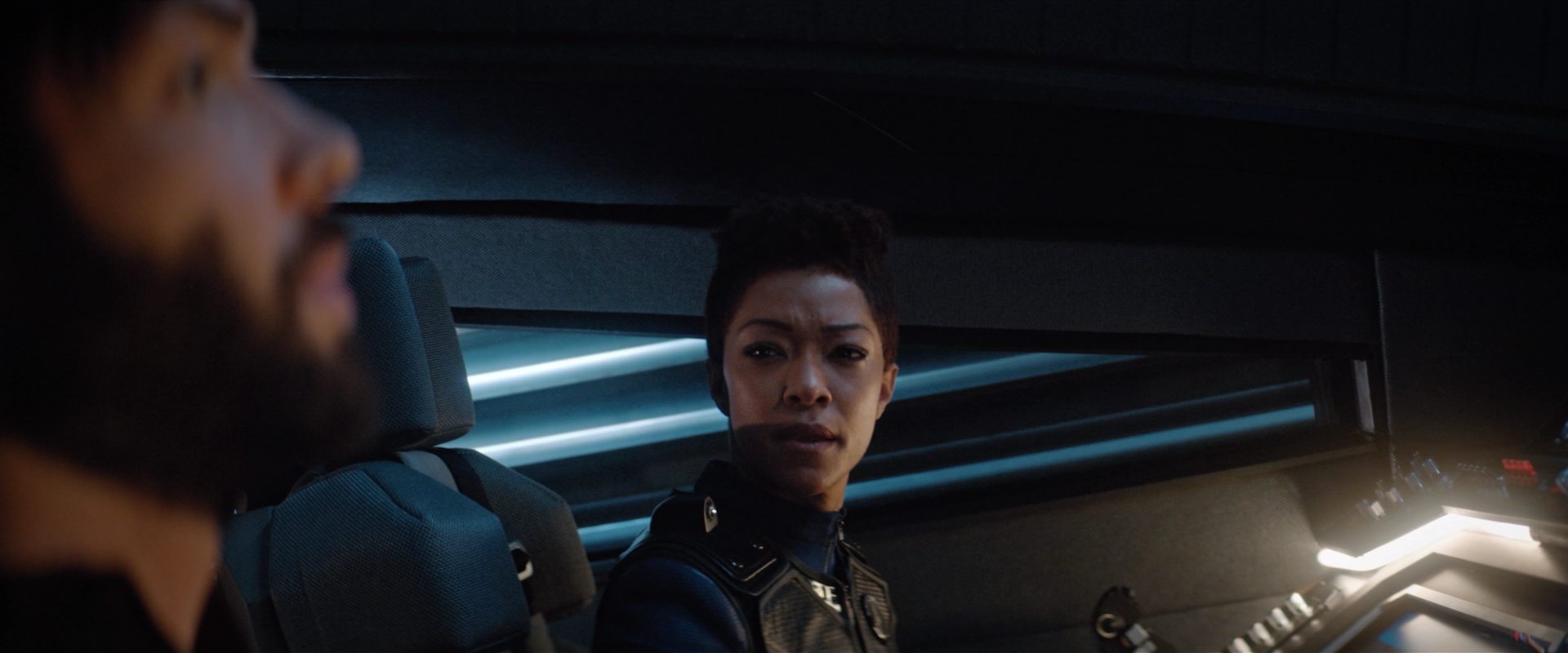 extant_StarTrekDiscovery_2x12-ThroughTheValleyOfShadows_02216.jpg