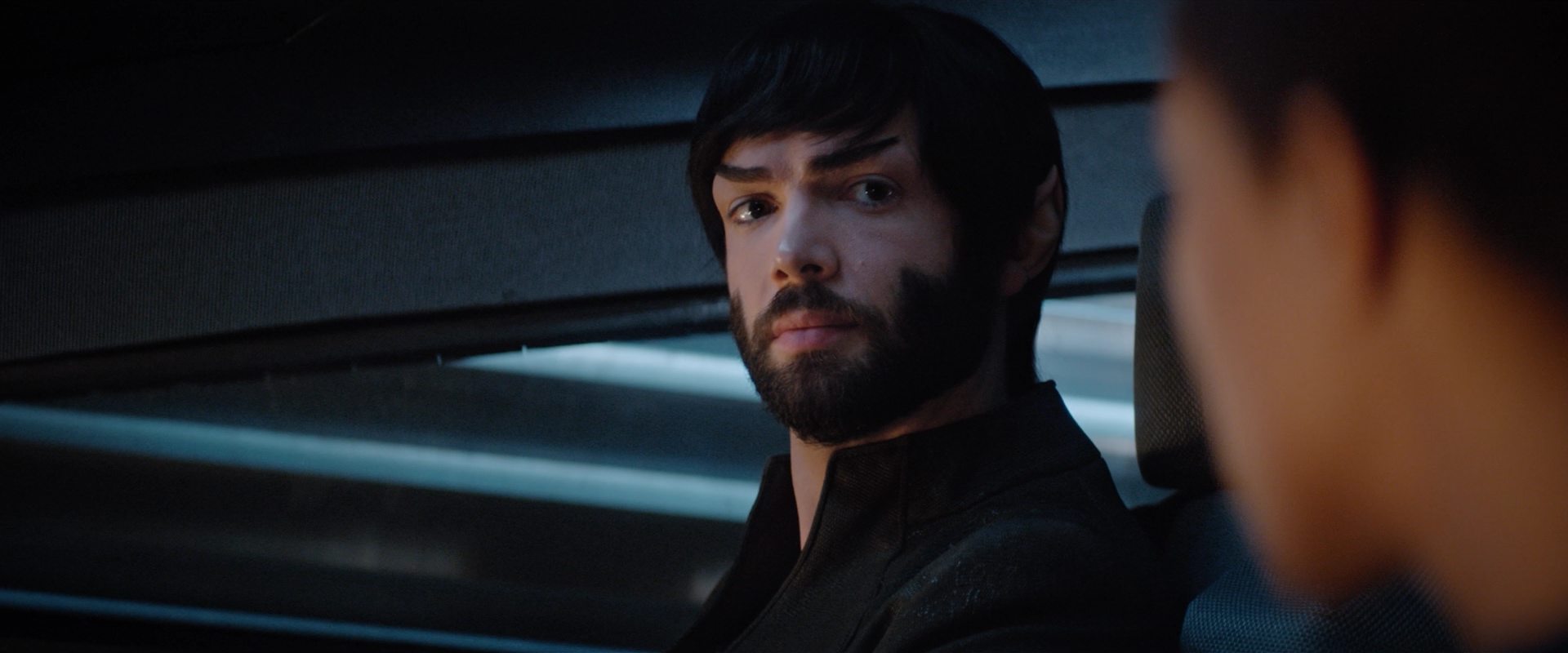 extant_StarTrekDiscovery_2x12-ThroughTheValleyOfShadows_02269.jpg extant_StarTrekDiscovery_2x12-ThroughTheValleyOfShadows_02269.jpg