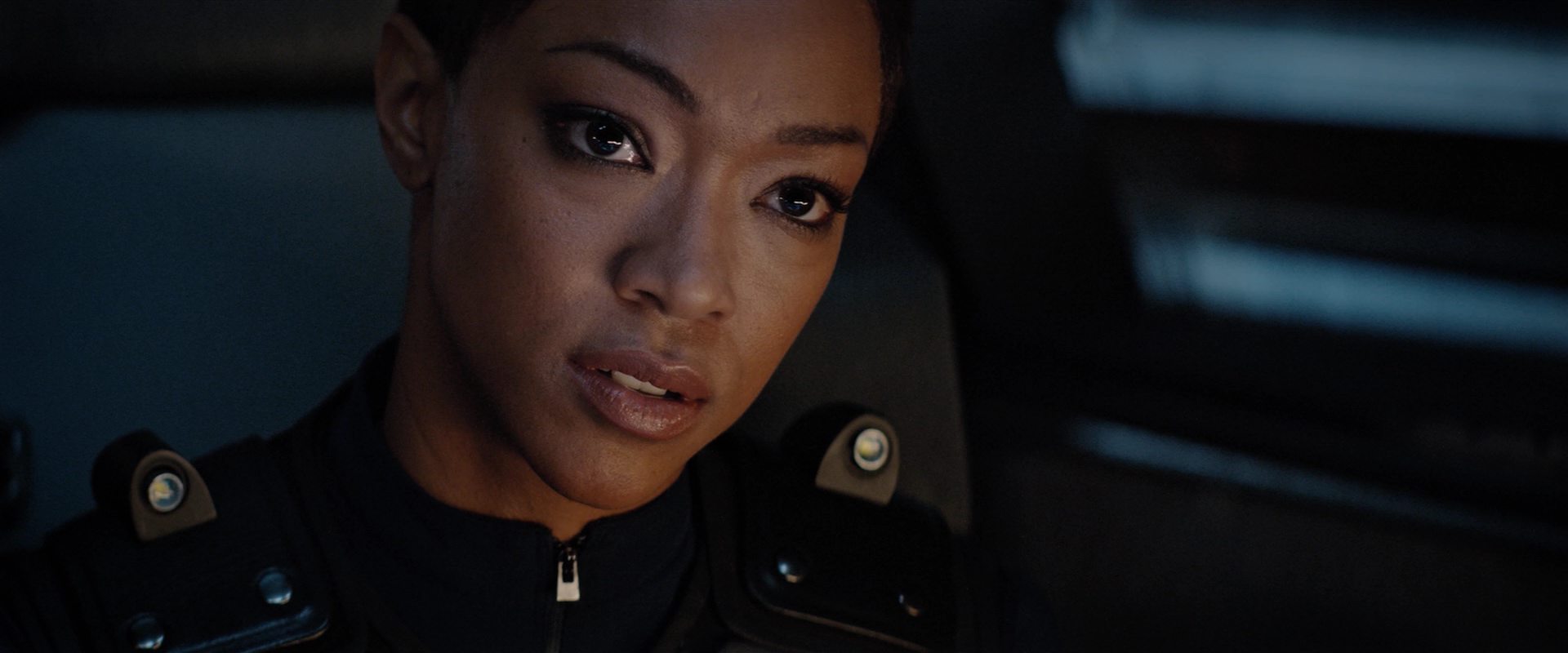extant_StarTrekDiscovery_2x12-ThroughTheValleyOfShadows_02342.jpg