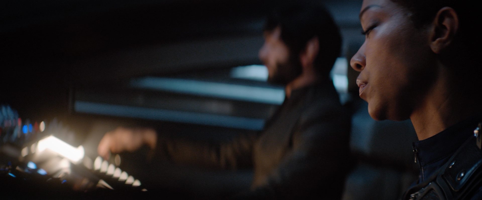 extant_StarTrekDiscovery_2x12-ThroughTheValleyOfShadows_02362.jpg extant_StarTrekDiscovery_2x12-ThroughTheValleyOfShadows_02362.jpg