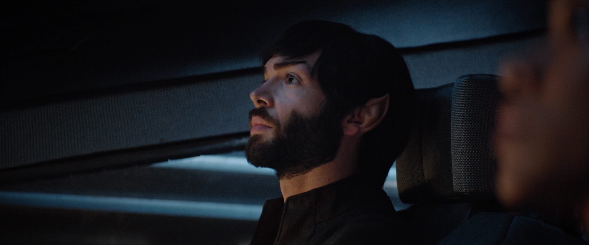 extant_StarTrekDiscovery_2x12-ThroughTheValleyOfShadows_02374.jpg