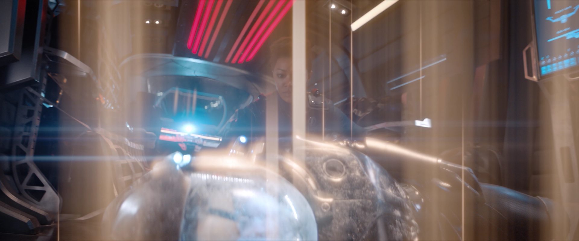 extant_StarTrekDiscovery_2x12-ThroughTheValleyOfShadows_02456.jpg