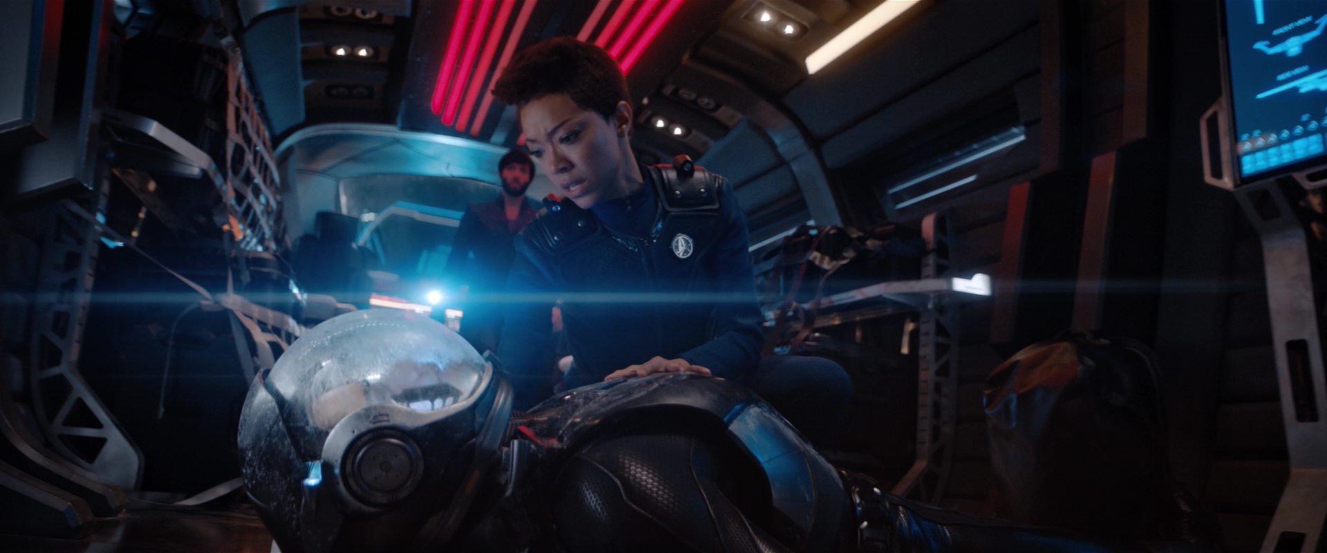 extant_StarTrekDiscovery_2x12-ThroughTheValleyOfShadows_02463.jpg