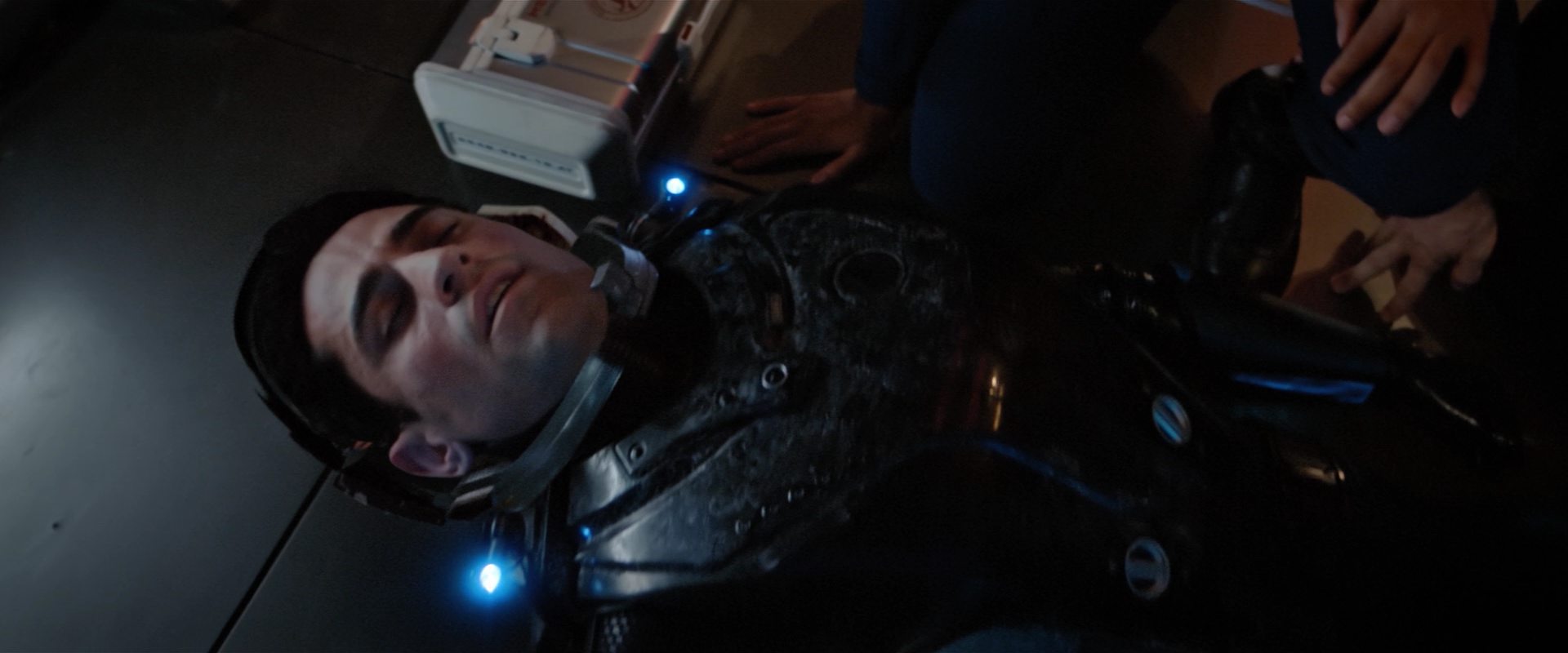 extant_StarTrekDiscovery_2x12-ThroughTheValleyOfShadows_02469.jpg extant_StarTrekDiscovery_2x12-ThroughTheValleyOfShadows_02469.jpg