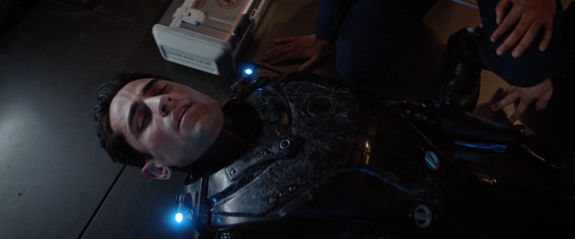extant_StarTrekDiscovery_2x12-ThroughTheValleyOfShadows_02480.jpg