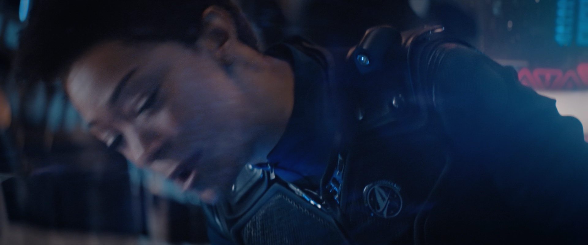 extant_StarTrekDiscovery_2x12-ThroughTheValleyOfShadows_02491.jpg extant_StarTrekDiscovery_2x12-ThroughTheValleyOfShadows_02491.jpg