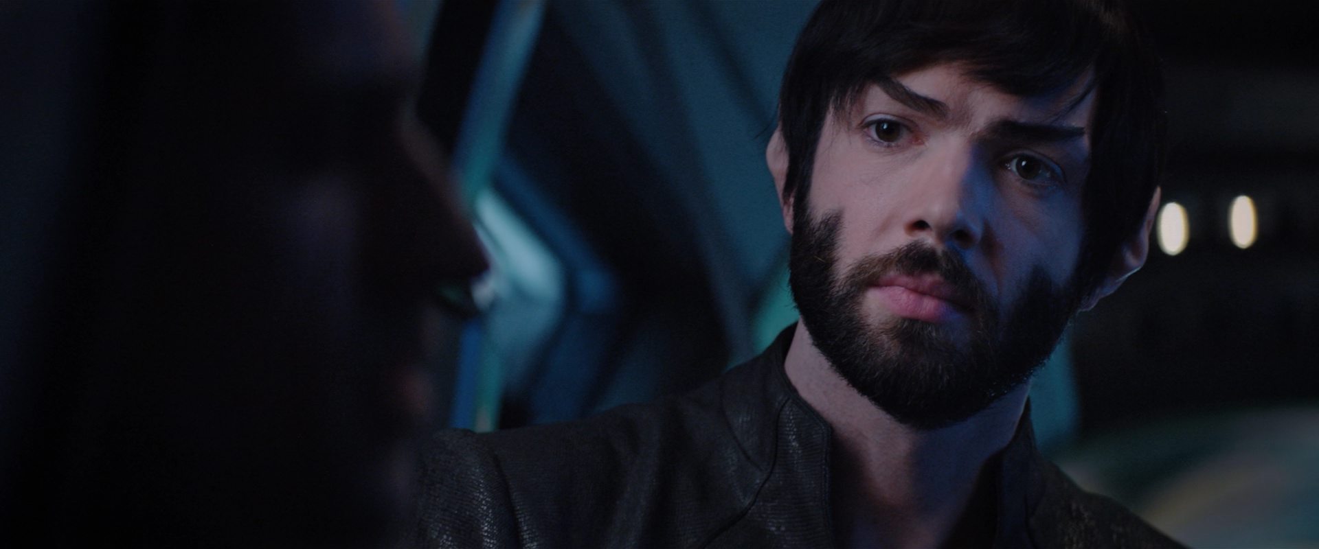 extant_StarTrekDiscovery_2x12-ThroughTheValleyOfShadows_02582.jpg