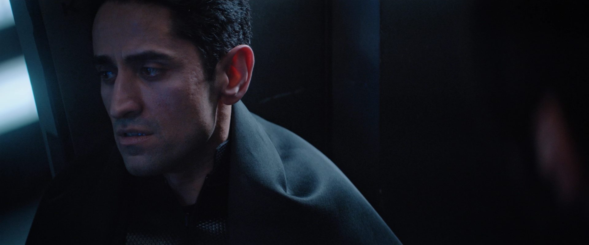 extant_StarTrekDiscovery_2x12-ThroughTheValleyOfShadows_02585.jpg extant_StarTrekDiscovery_2x12-ThroughTheValleyOfShadows_02585.jpg