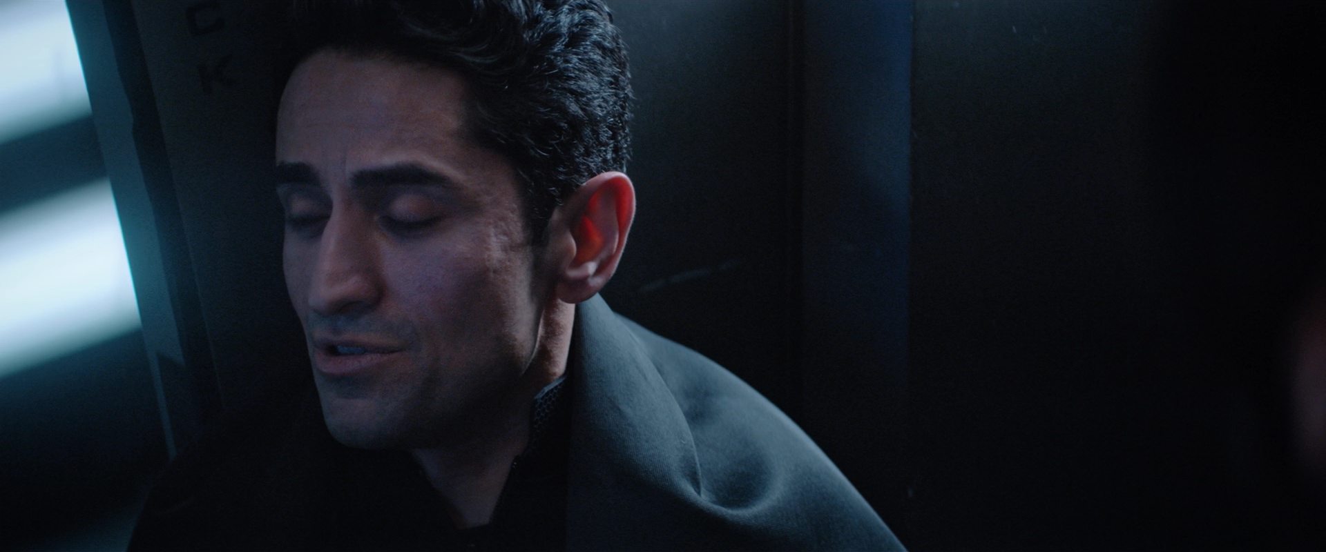 extant_StarTrekDiscovery_2x12-ThroughTheValleyOfShadows_02616.jpg extant_StarTrekDiscovery_2x12-ThroughTheValleyOfShadows_02616.jpg