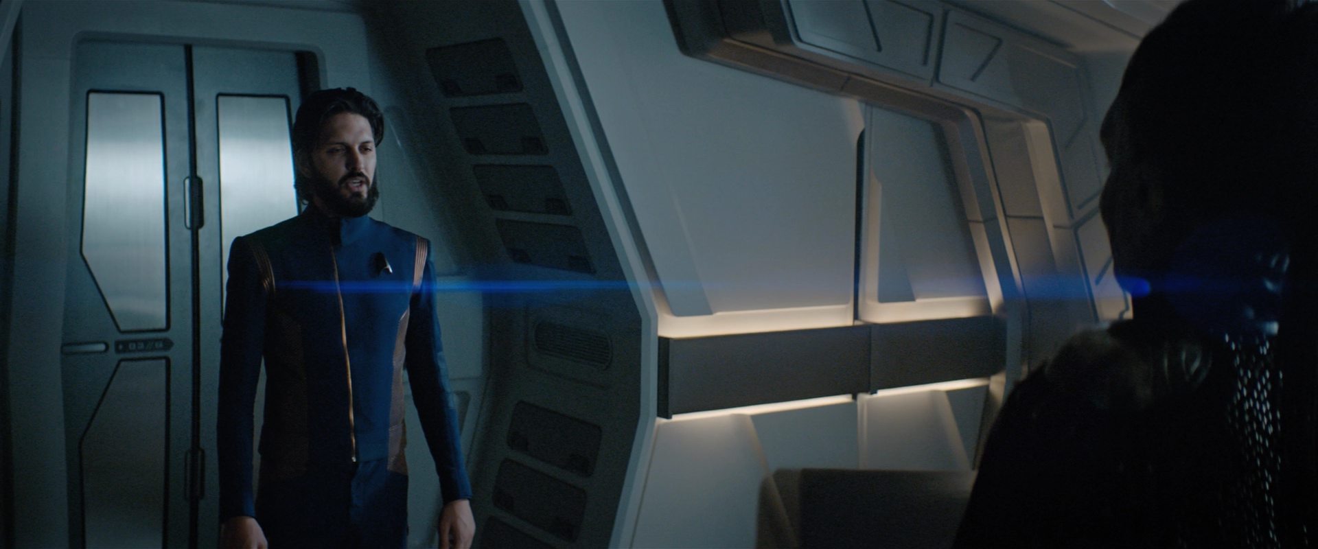extant_StarTrekDiscovery_2x12-ThroughTheValleyOfShadows_02793.jpg extant_StarTrekDiscovery_2x12-ThroughTheValleyOfShadows_02793.jpg