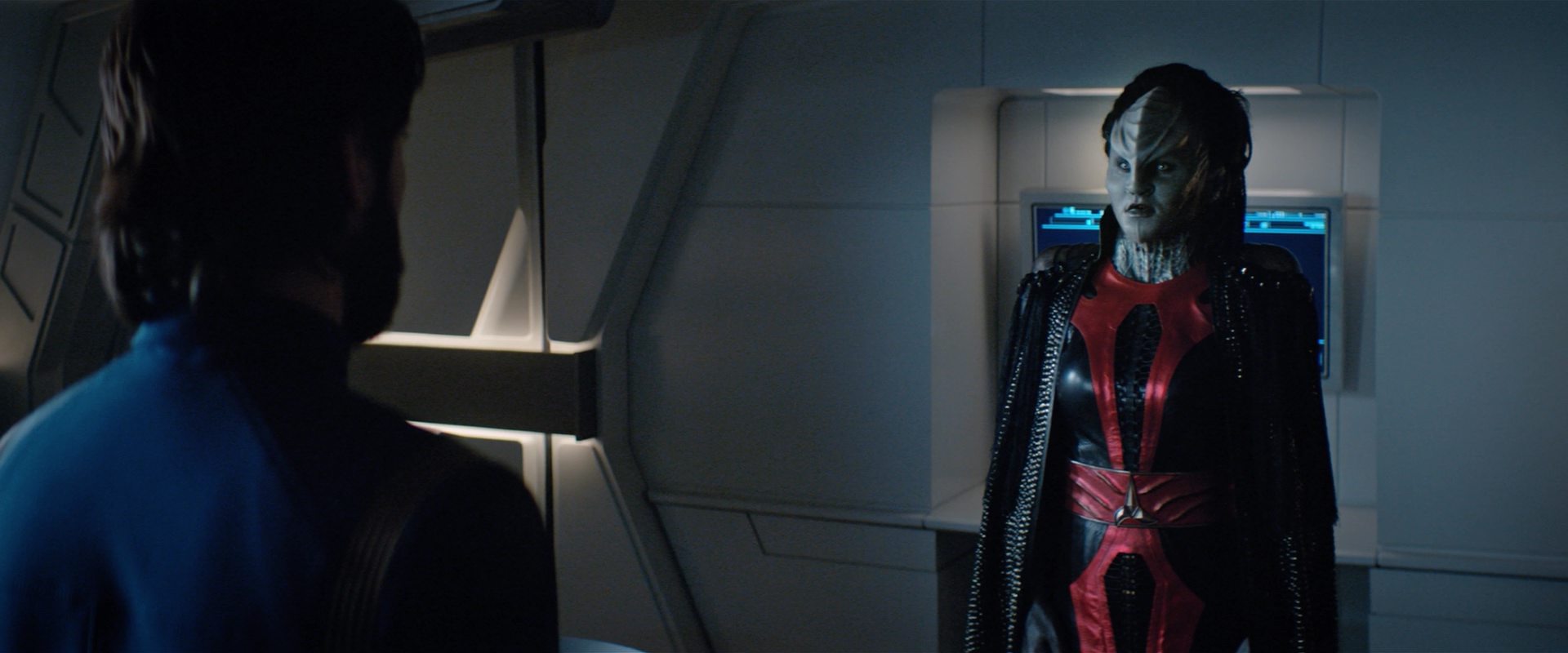 extant_StarTrekDiscovery_2x12-ThroughTheValleyOfShadows_02796.jpg extant_StarTrekDiscovery_2x12-ThroughTheValleyOfShadows_02796.jpg