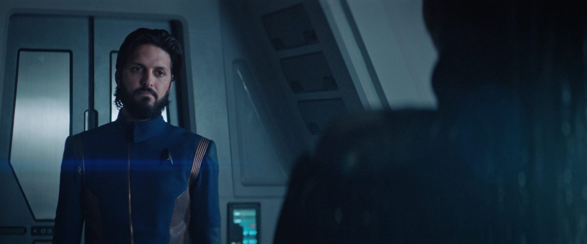 extant_StarTrekDiscovery_2x12-ThroughTheValleyOfShadows_02831.jpg