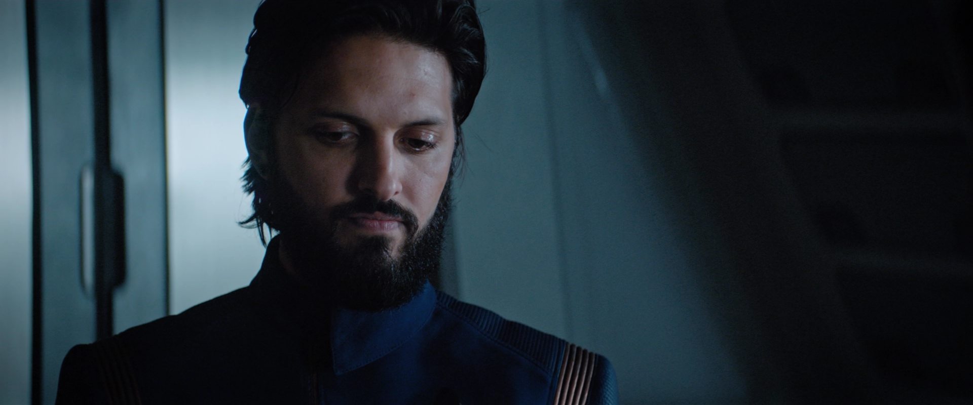 extant_StarTrekDiscovery_2x12-ThroughTheValleyOfShadows_02885.jpg