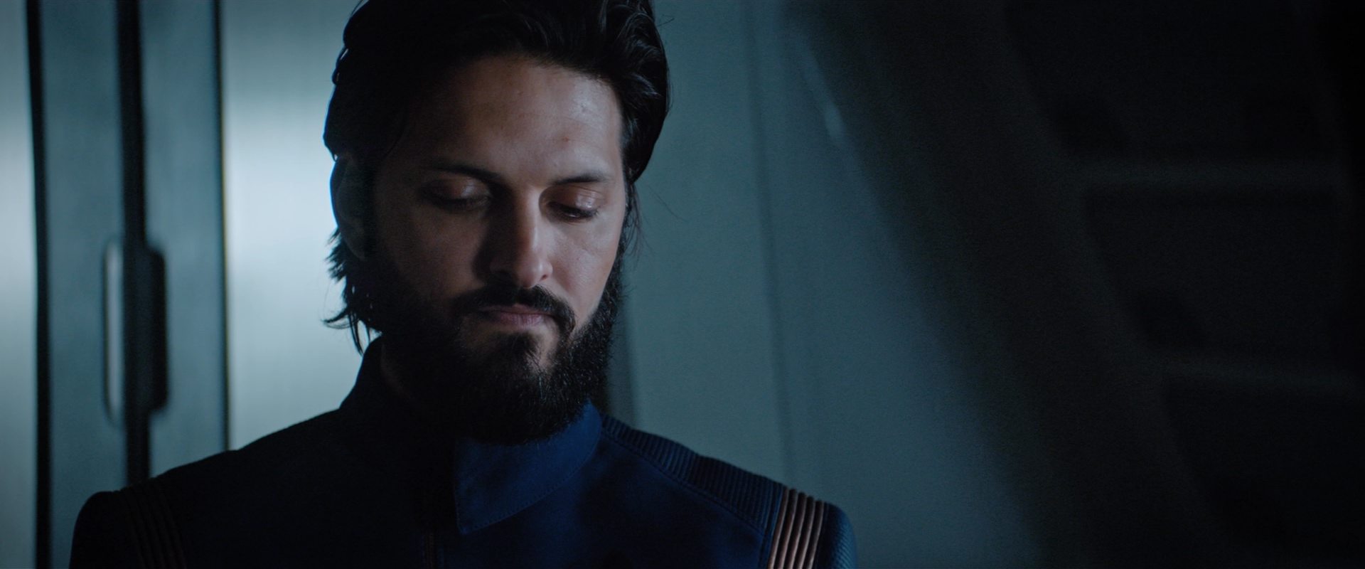 extant_StarTrekDiscovery_2x12-ThroughTheValleyOfShadows_02886.jpg