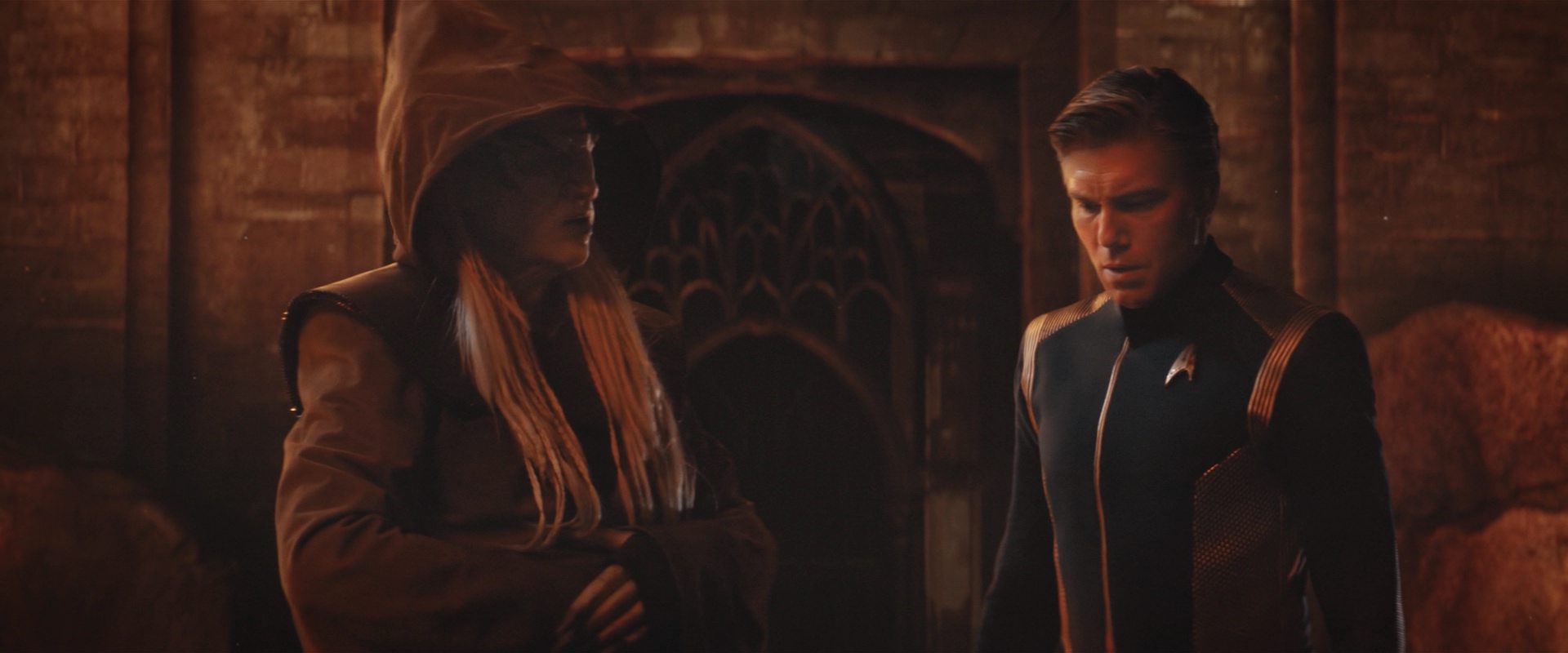 extant_StarTrekDiscovery_2x12-ThroughTheValleyOfShadows_02994.jpg