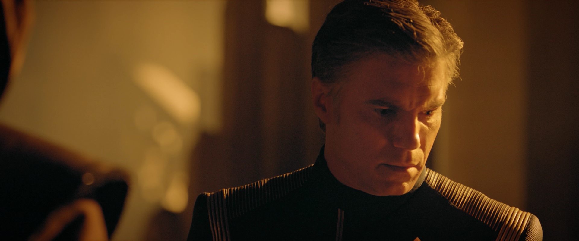 extant_StarTrekDiscovery_2x12-ThroughTheValleyOfShadows_03087.jpg