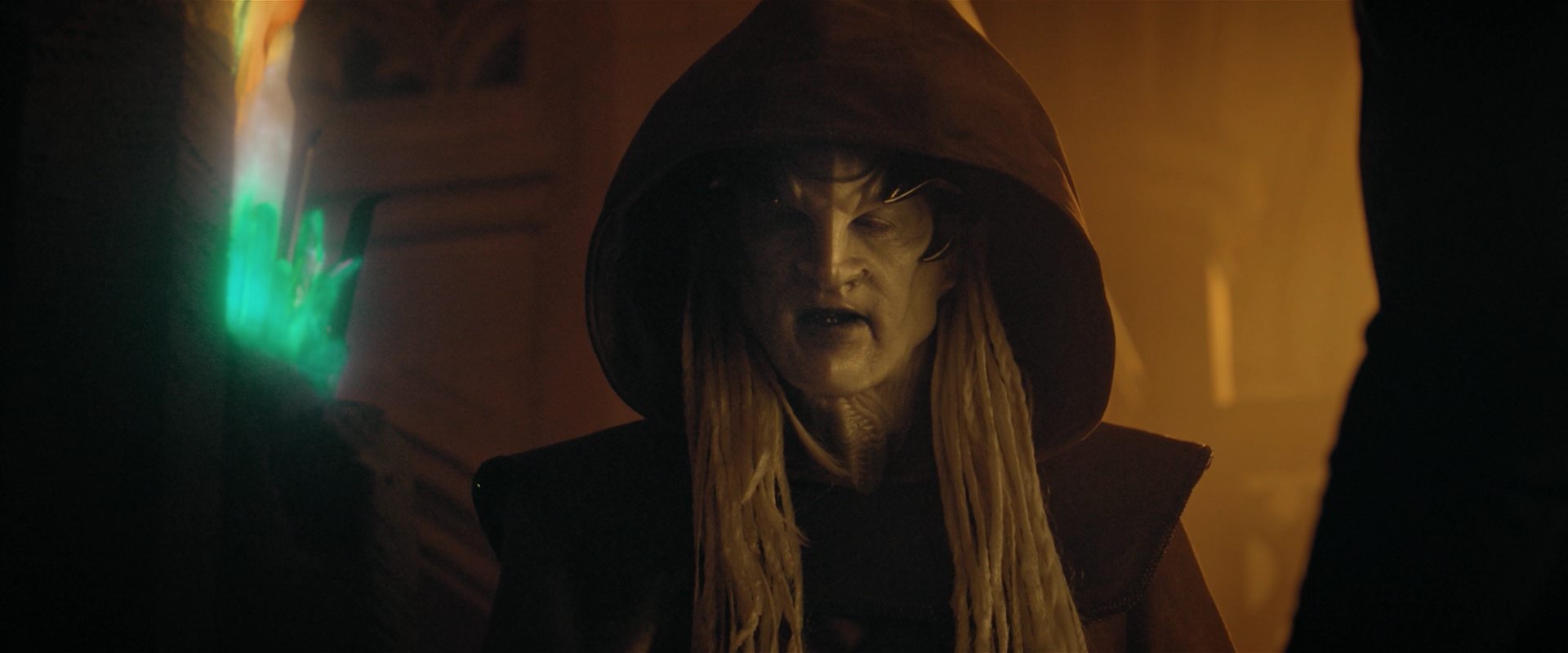 extant_StarTrekDiscovery_2x12-ThroughTheValleyOfShadows_03108.jpg