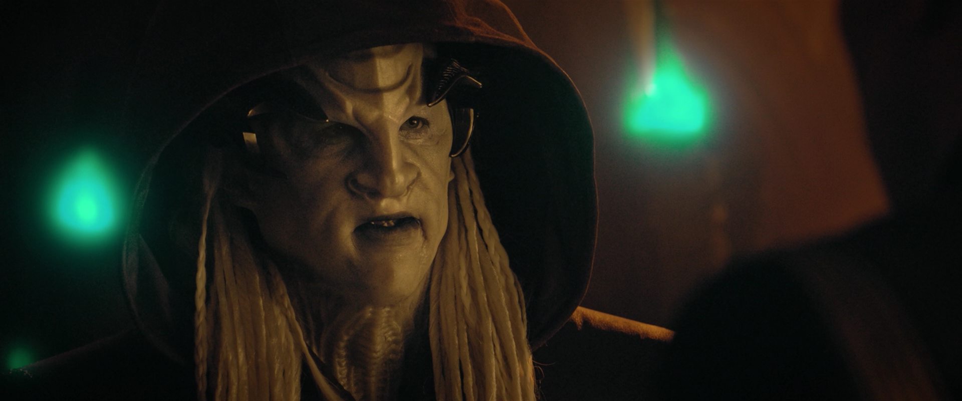 extant_StarTrekDiscovery_2x12-ThroughTheValleyOfShadows_03134.jpg extant_StarTrekDiscovery_2x12-ThroughTheValleyOfShadows_03134.jpg