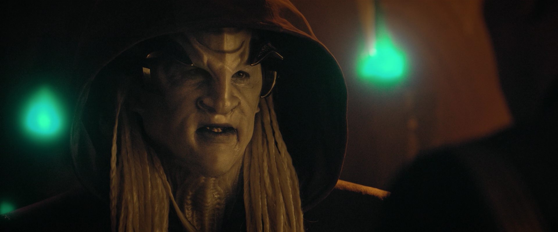 extant_StarTrekDiscovery_2x12-ThroughTheValleyOfShadows_03136.jpg