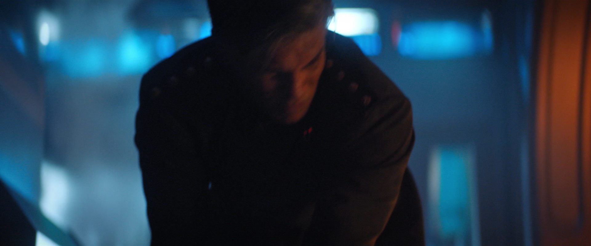 extant_StarTrekDiscovery_2x12-ThroughTheValleyOfShadows_03195.jpg