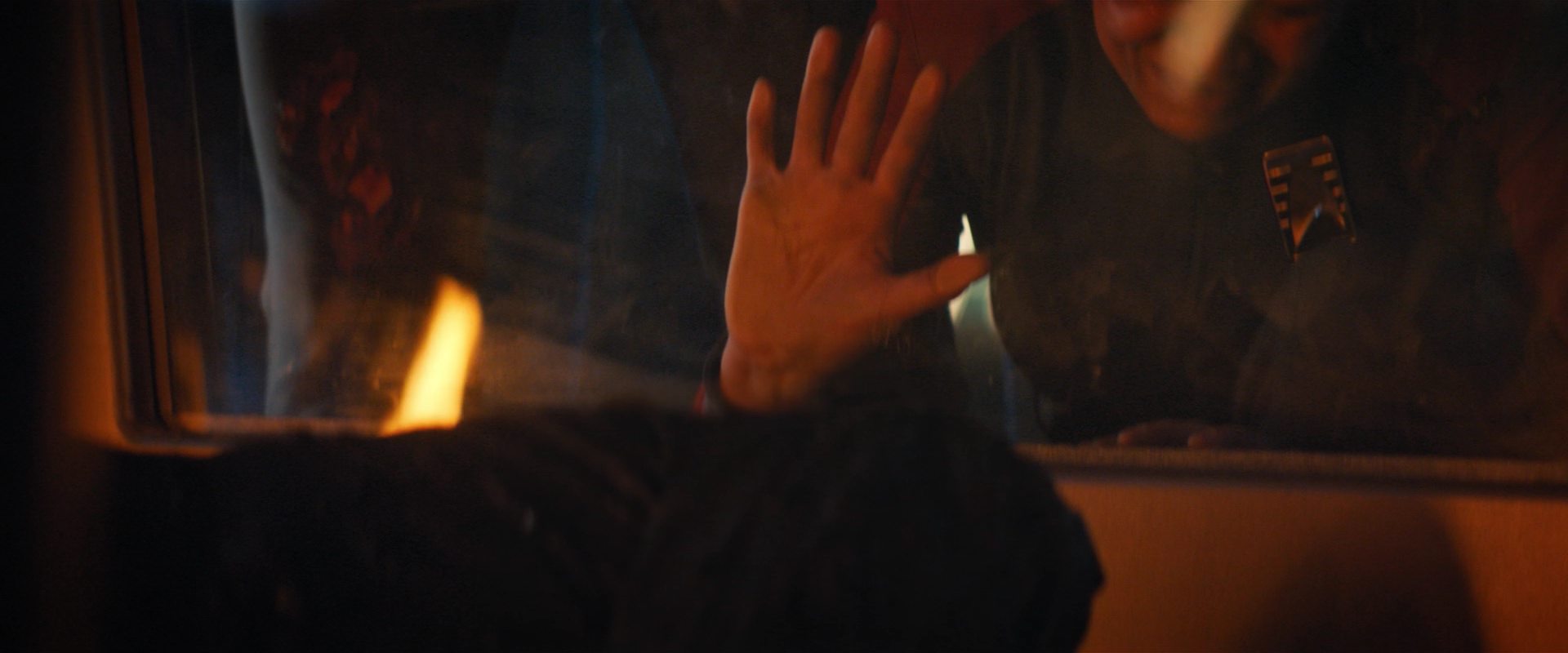 extant_StarTrekDiscovery_2x12-ThroughTheValleyOfShadows_03210.jpg