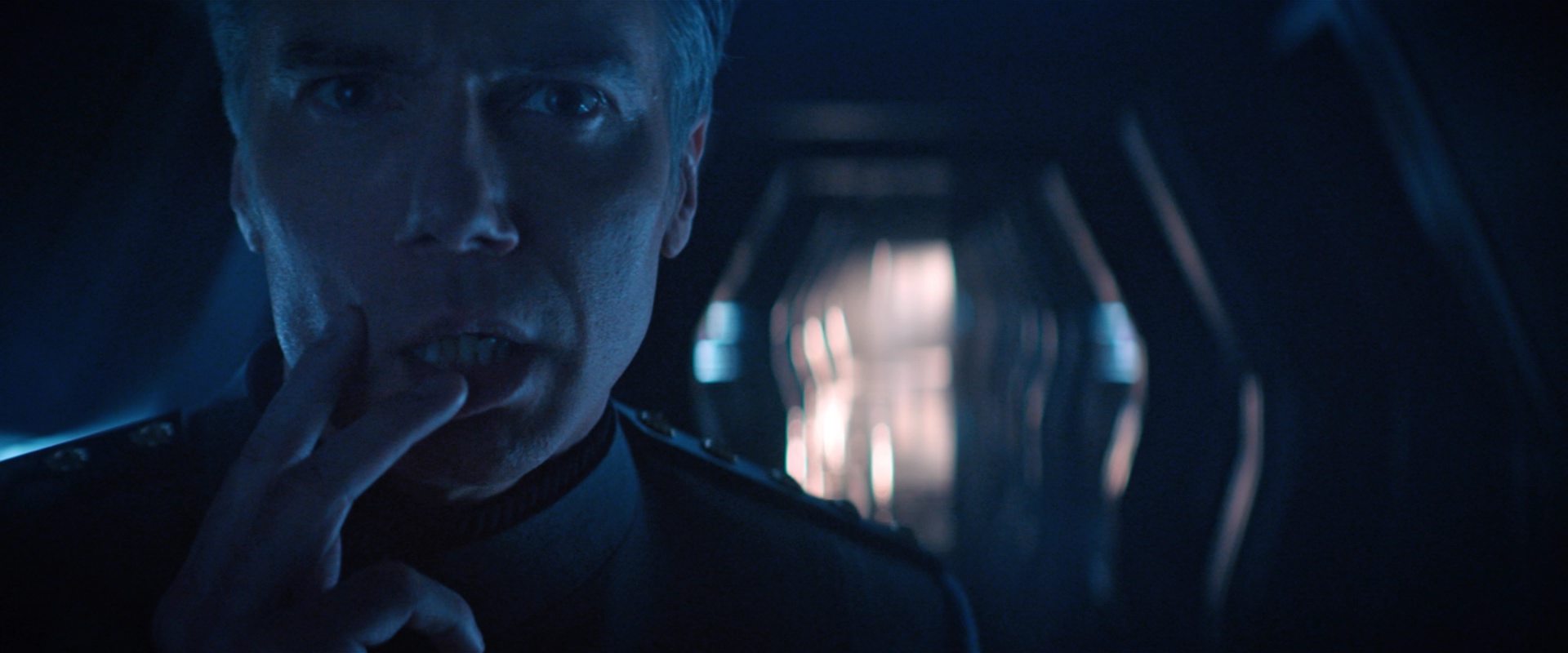 extant_StarTrekDiscovery_2x12-ThroughTheValleyOfShadows_03247.jpg