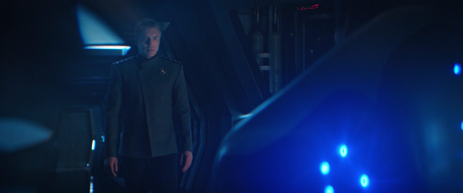 extant_StarTrekDiscovery_2x12-ThroughTheValleyOfShadows_03293.jpg
