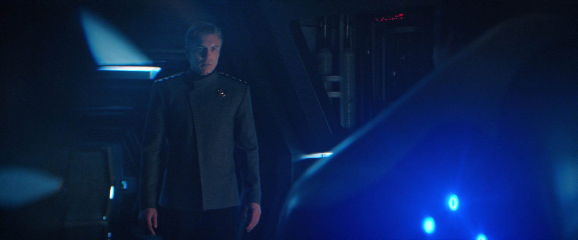 extant_StarTrekDiscovery_2x12-ThroughTheValleyOfShadows_03294.jpg