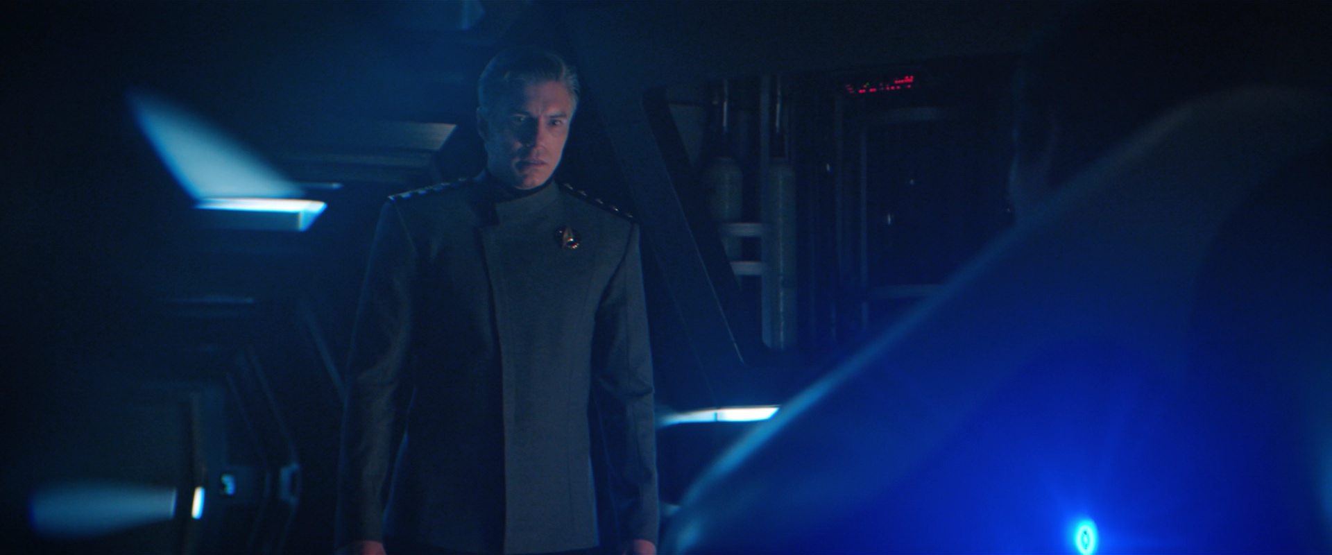 extant_StarTrekDiscovery_2x12-ThroughTheValleyOfShadows_03296.jpg extant_StarTrekDiscovery_2x12-ThroughTheValleyOfShadows_03296.jpg