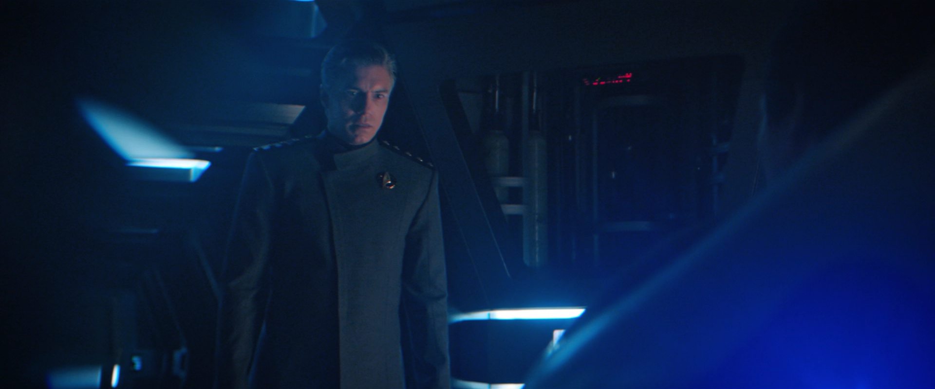 extant_StarTrekDiscovery_2x12-ThroughTheValleyOfShadows_03297.jpg