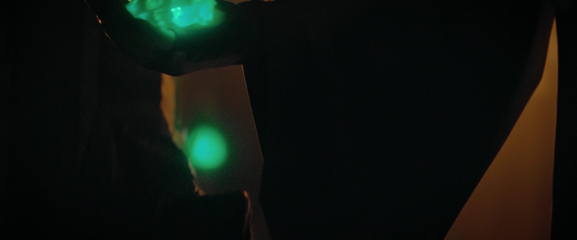 extant_StarTrekDiscovery_2x12-ThroughTheValleyOfShadows_03489.jpg