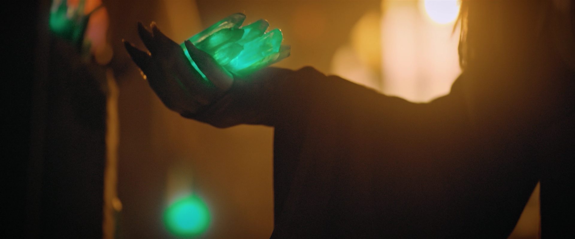extant_StarTrekDiscovery_2x12-ThroughTheValleyOfShadows_03491.jpg