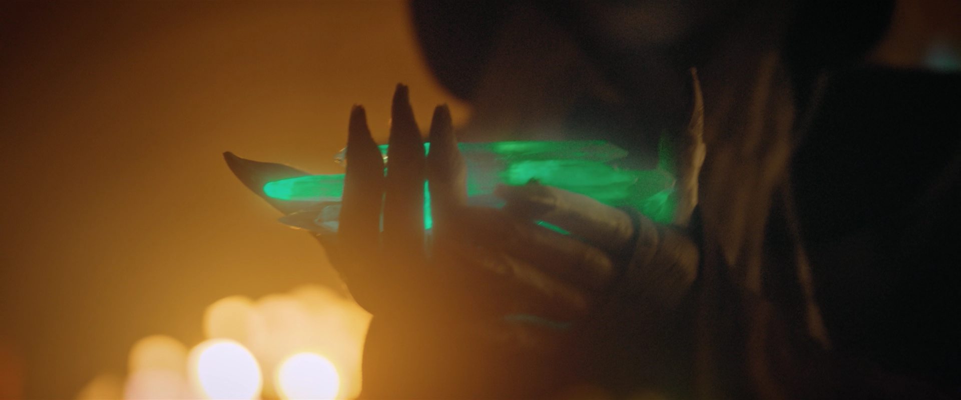 extant_StarTrekDiscovery_2x12-ThroughTheValleyOfShadows_03496.jpg