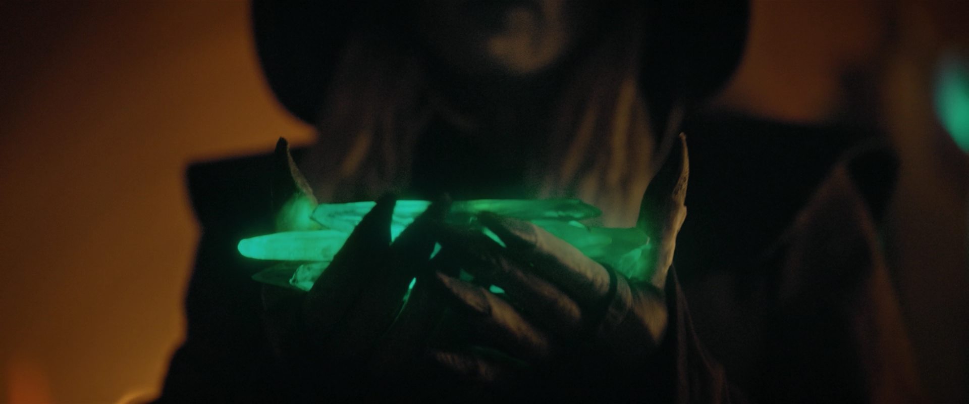 extant_StarTrekDiscovery_2x12-ThroughTheValleyOfShadows_03497.jpg