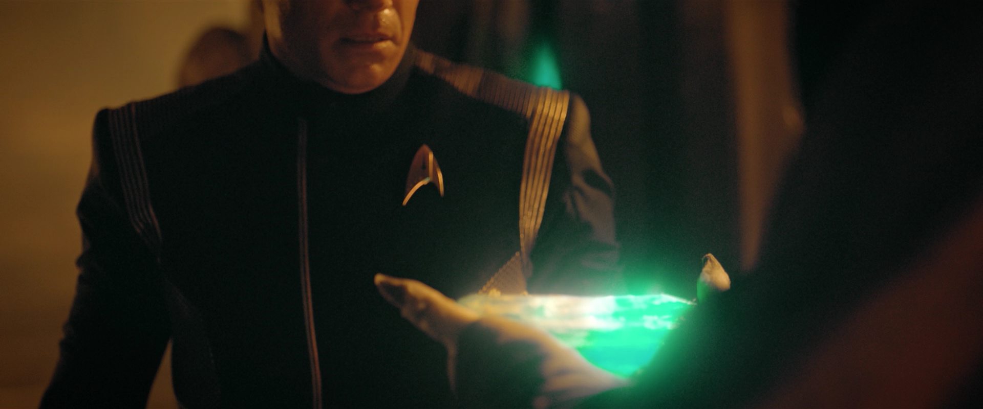 extant_StarTrekDiscovery_2x12-ThroughTheValleyOfShadows_03514.jpg