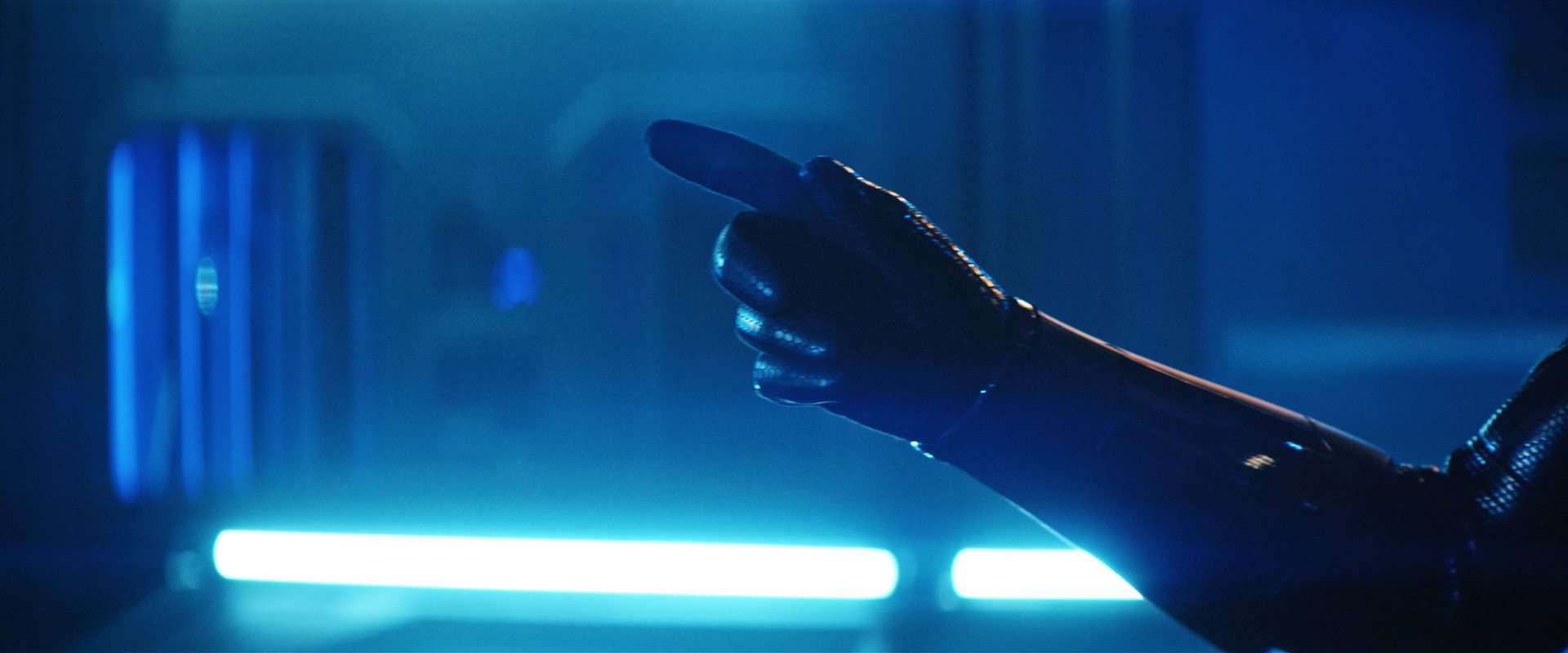 extant_StarTrekDiscovery_2x12-ThroughTheValleyOfShadows_03589.jpg