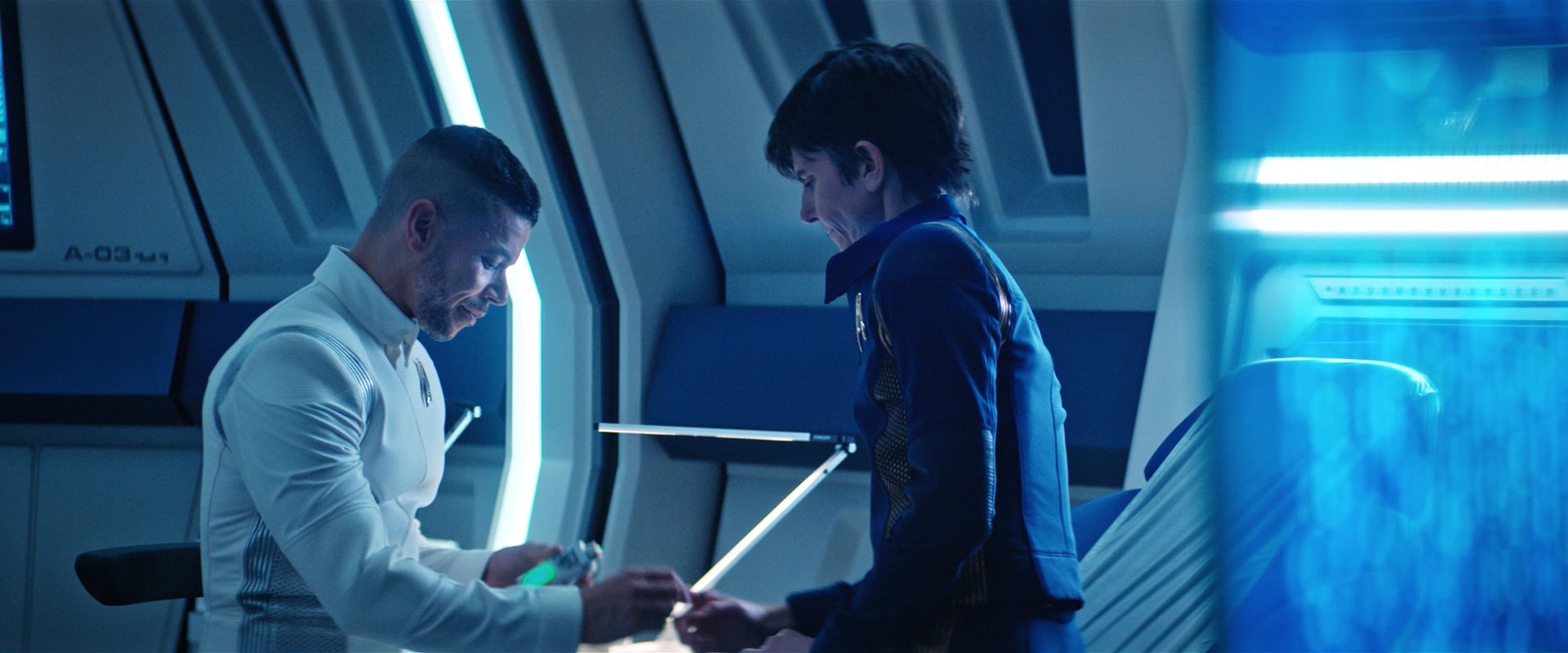 extant_StarTrekDiscovery_2x12-ThroughTheValleyOfShadows_03738.jpg